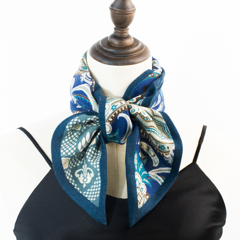 Lenço Feminino Reversível de L - Travel Accessories Bag For Women avaliação e preço