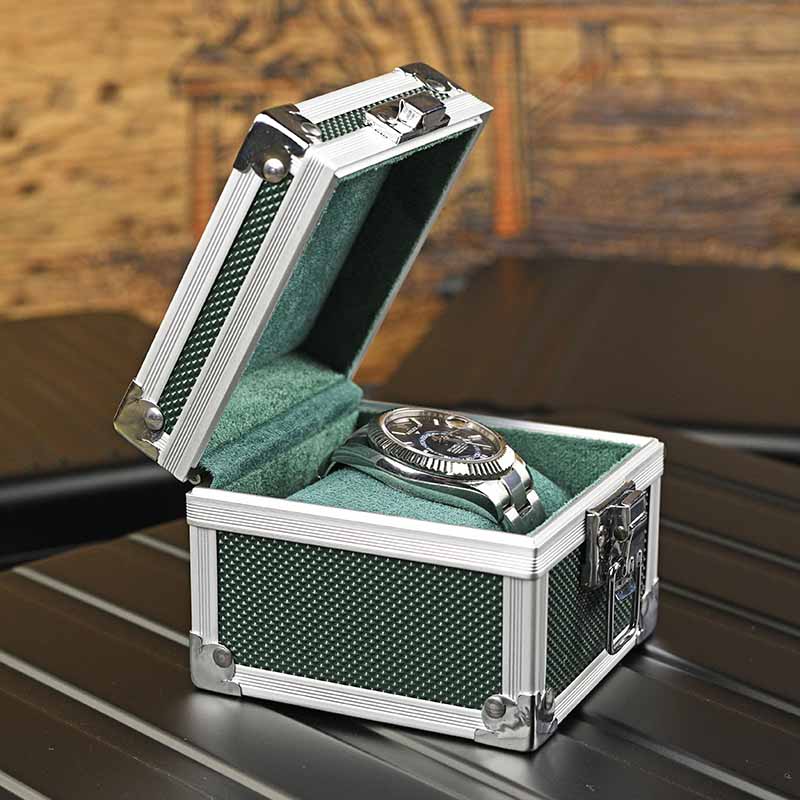 Portable Aluminum Watch Boxes  - Travel Accessories Gifts For Men avaliação e preço