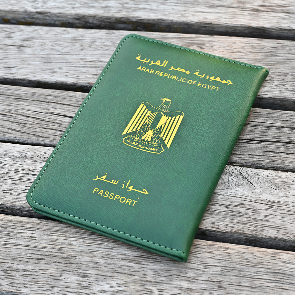 Capa para passaporte da Repúbl - Travel Accessories Egypt avaliação e preço